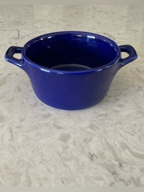 NWT The Pioneer Woman Cobalt Blue Double-Handled Stonewear Mini Casserole